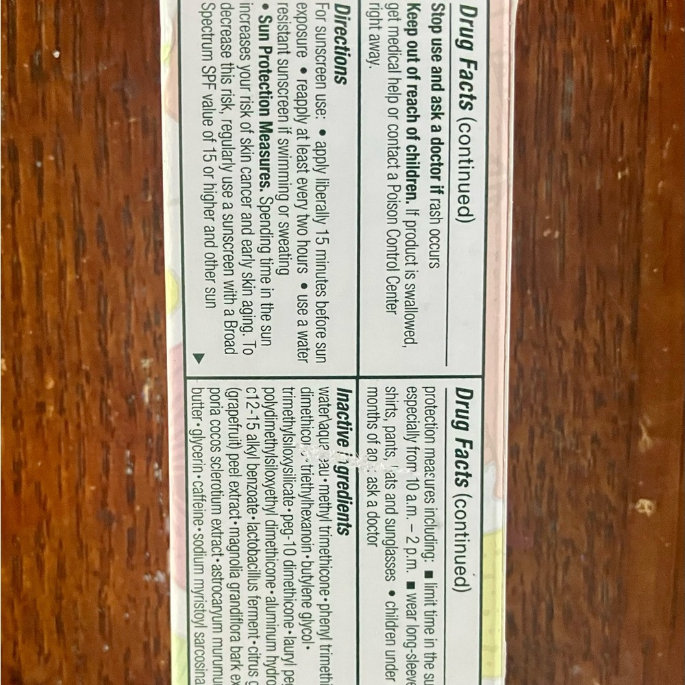 Clinique Redness Solutions Makeup - Broad Spectrum SPF 15 - Picture 6 of 8